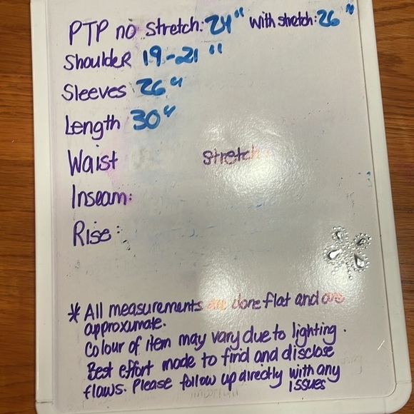 Spyder XL 1/4 zip long sleeve  shirt with 2 tone on sleeves and sides of chest - Picture 7 of 7